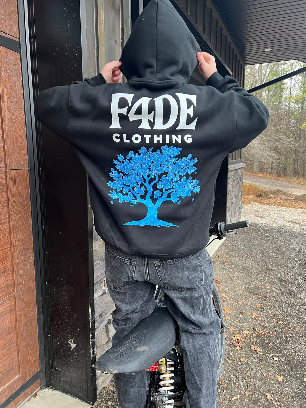 F4DE (Black-Blue) Sweater